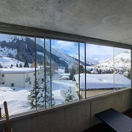 Top Modernes Apartment Im Herzen Von Andermatt Balkon & Bergblick Dış mekan fotoğraf